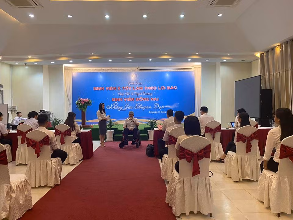 Liên hoan “Sinh viên 5 tốt làm theo lời Bác” tỉnh Đồng Nai ảnh 12