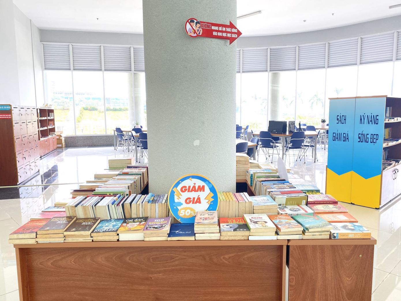 Hấp dẫn Ngày hội “Sách và bạn trẻ” tại Nhà văn hóa sinh viên TP. HCM ảnh 7