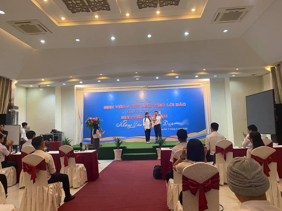 Liên hoan “Sinh viên 5 tốt làm theo lời Bác” tỉnh Đồng Nai ảnh 11