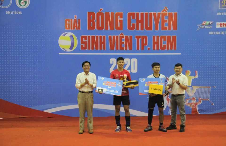 Tìm ra đội Quán quân “Giải bóng chuyền sinh viên TP.HCM 2020“ ảnh 11