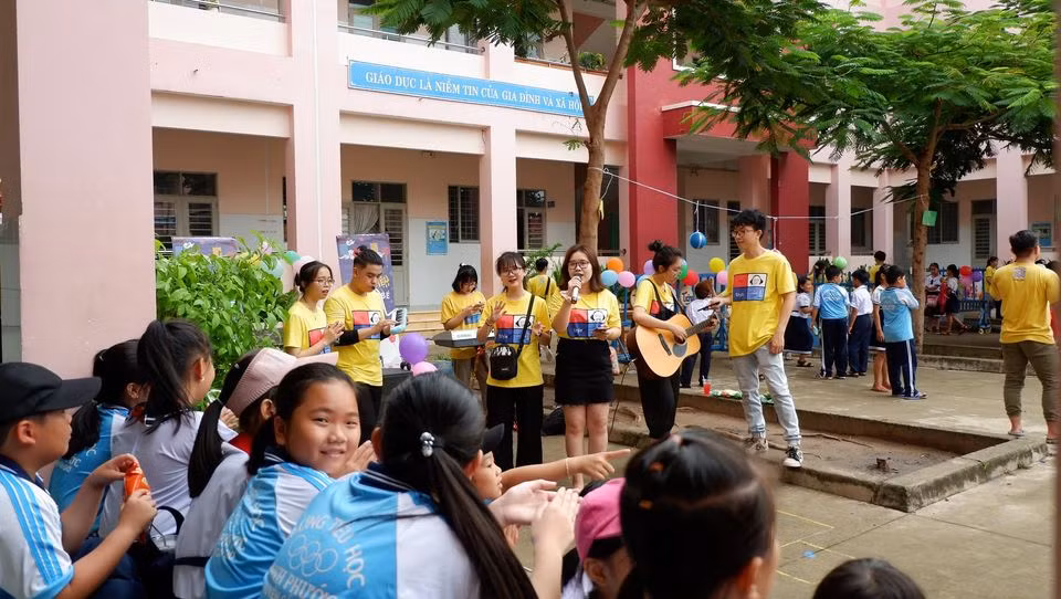 Mang Trung Thu đến trẻ em vùng xa ảnh 4