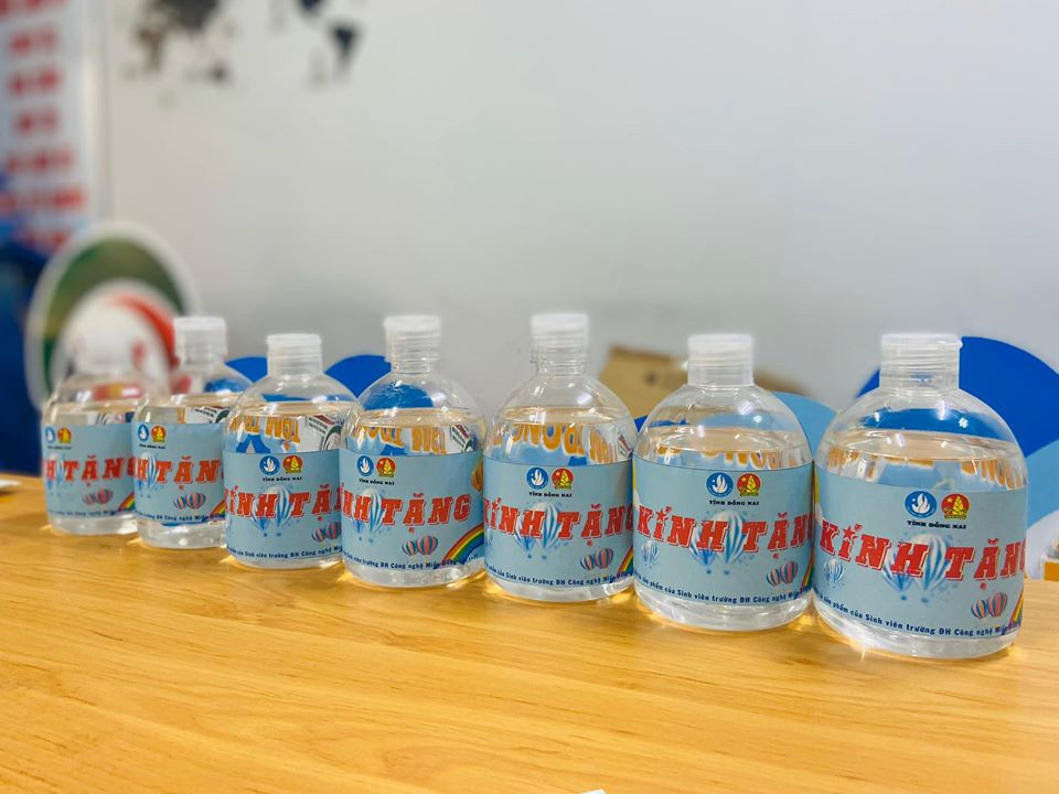 Sản xuất nước rửa tay tặng các trường mầm non ảnh 14