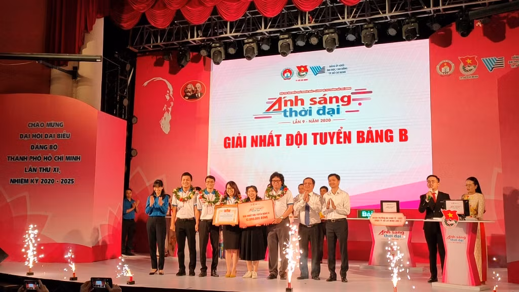 Chung kết Hội thi “Ánh sáng thời đại 2020“ ảnh 1