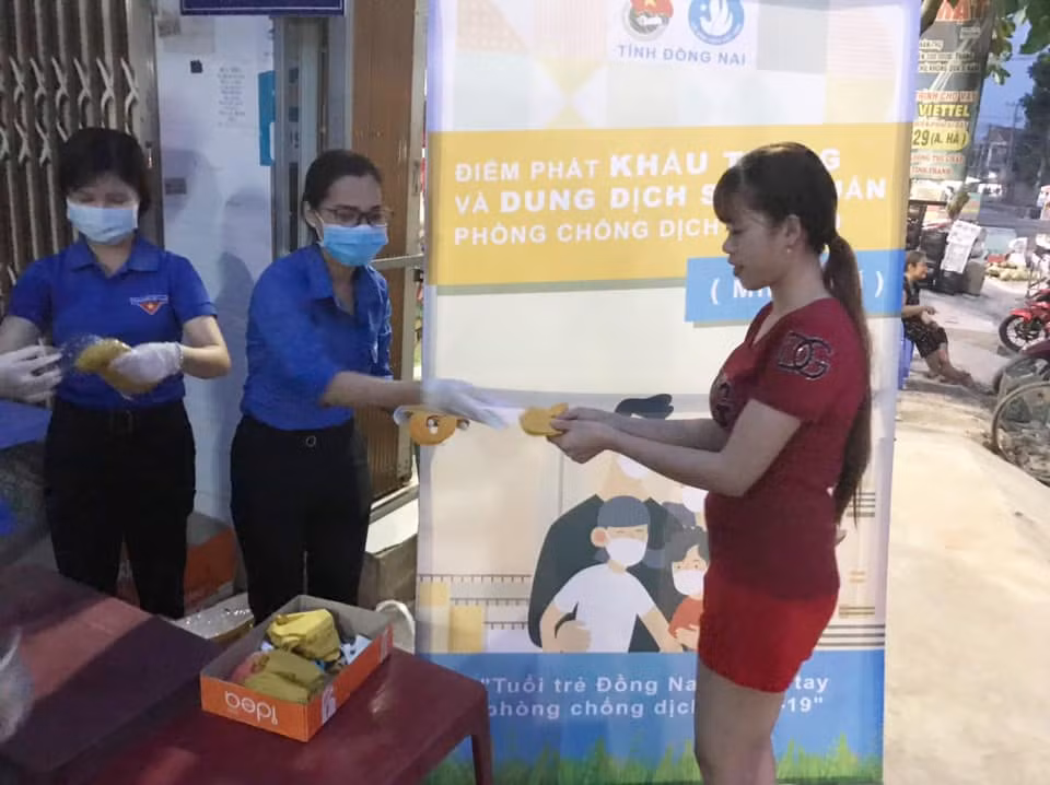 Sinh viên tỉnh Đồng Nai với nhiều hoạt động phòng chống dịch COVID-19 ảnh 8