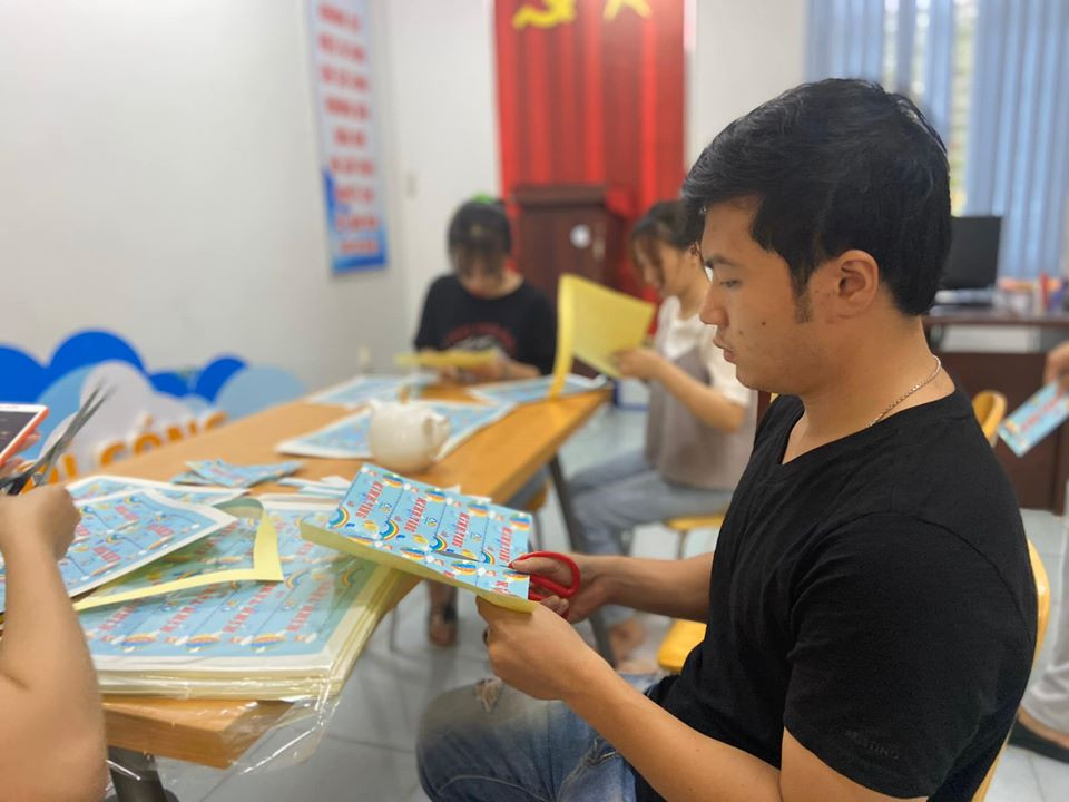 Sản xuất nước rửa tay tặng các trường mầm non ảnh 12