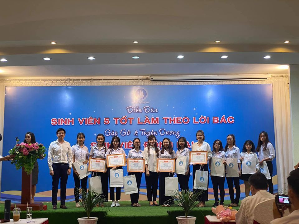 Liên hoan “Sinh viên 5 tốt làm theo lời Bác” tỉnh Đồng Nai ảnh 15