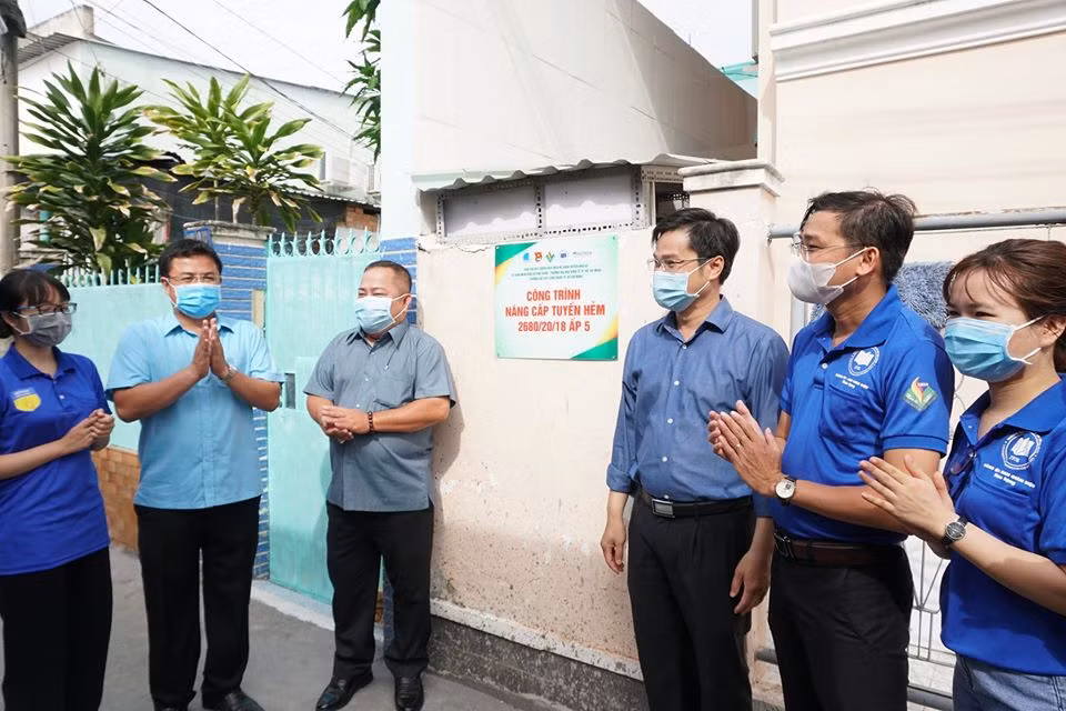 TP. HCM: Chiến sĩ “Mùa Hè Xanh” tham gia xây dựng nông thôn mới ảnh 5