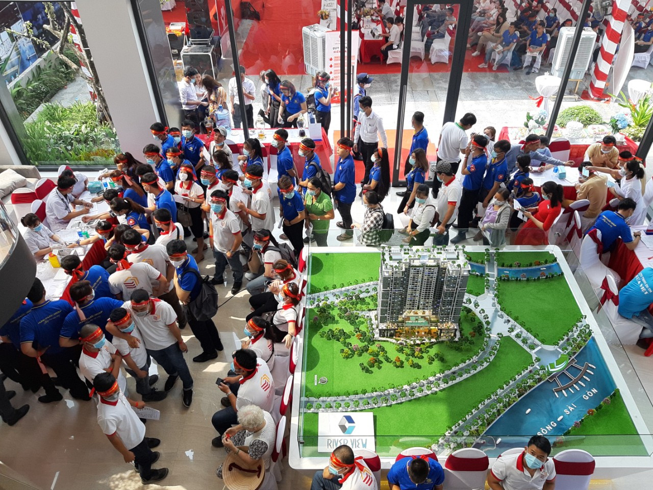 Tưng bừng ngày hội hiến máu “Chủ Nhật Đỏ” lần thứ XII, tại Bình Dương ảnh 11