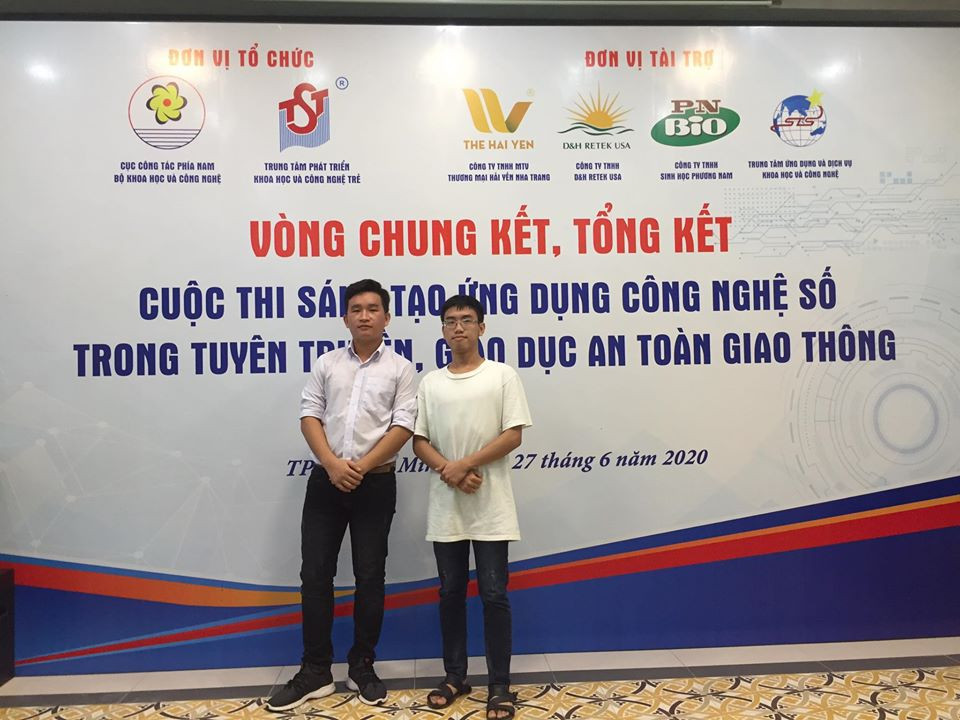 Sáng tạo ứng dụng phát hiện vi phạm vượt đèn đỏ ảnh 1