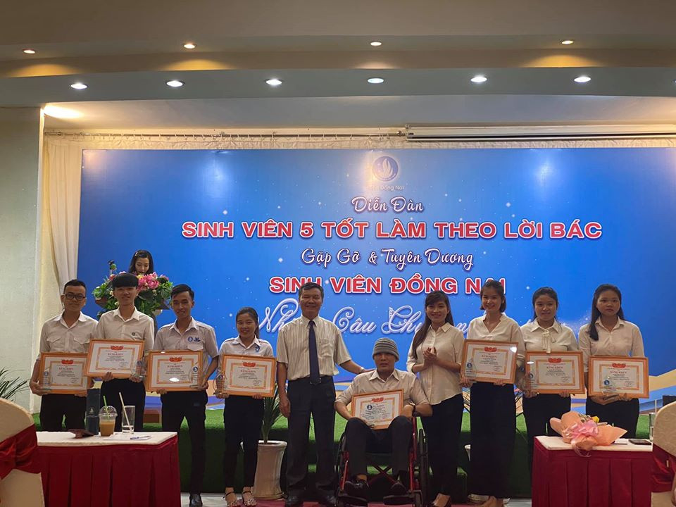 Liên hoan “Sinh viên 5 tốt làm theo lời Bác” tỉnh Đồng Nai ảnh 14