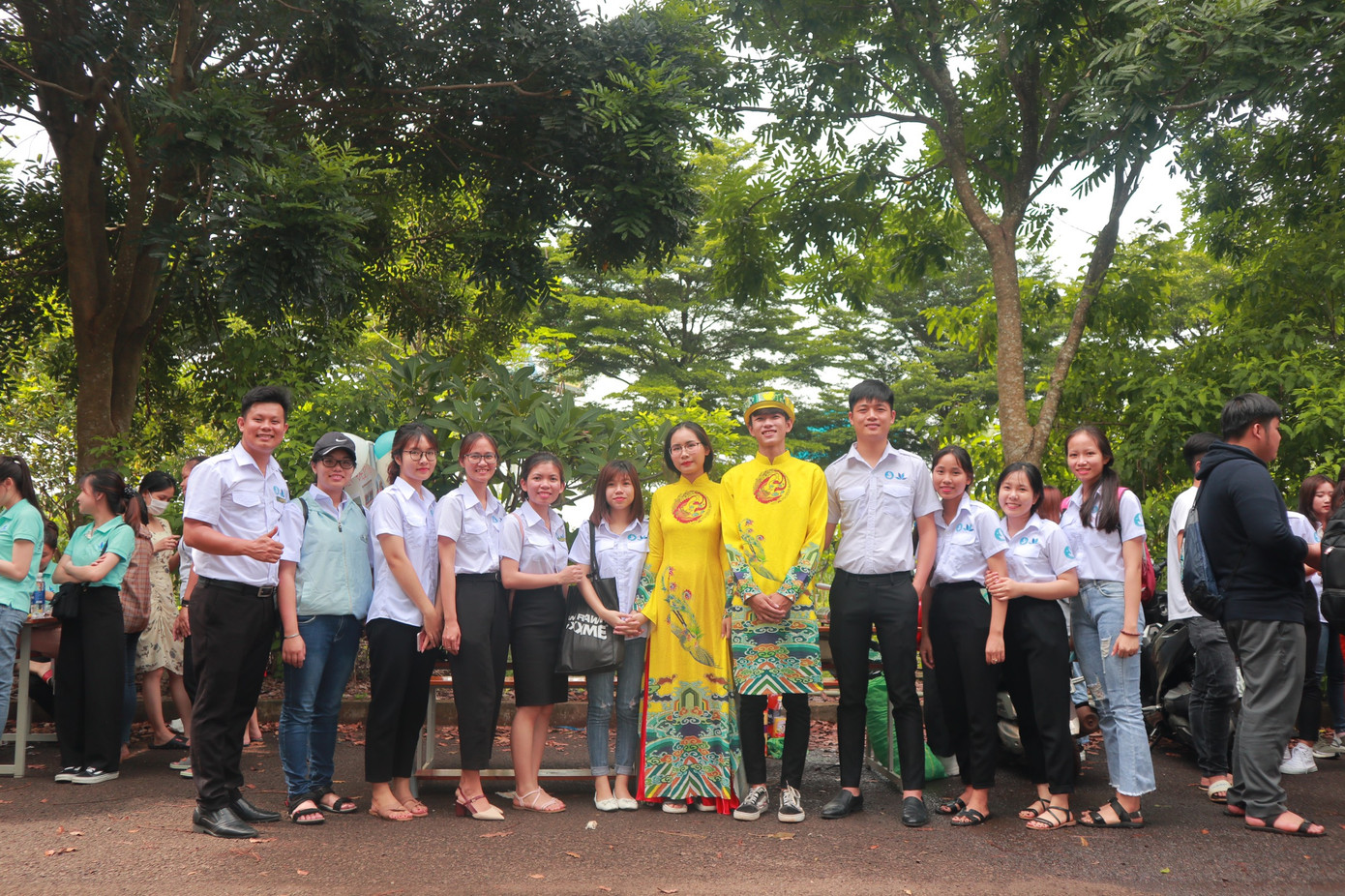 Ngày hội văn hóa “Sắc màu ASEAN 2020” tại trường ĐH Công nghệ Miền Đông ảnh 2