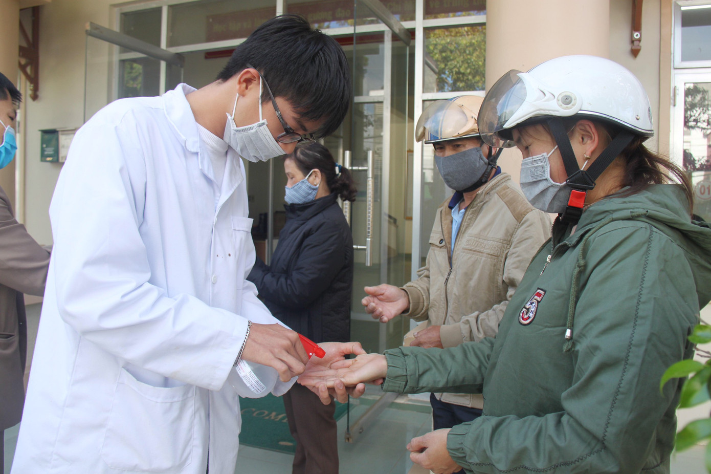 Trường ĐH Đà Lạt ủng hộ 75 triệu đồng phòng chống dịch ảnh 2