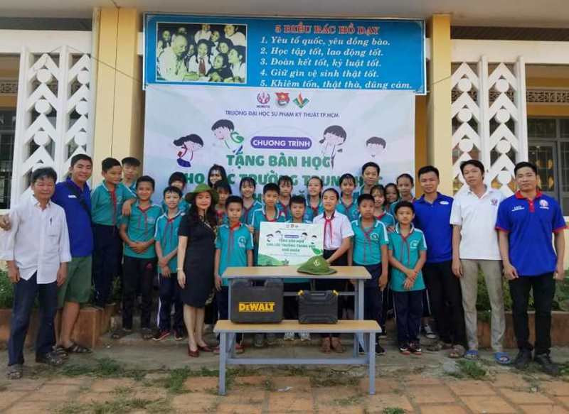 Mùa Hè Xanh sớm của sinh viên trường ĐH Sư phạm Kỹ thuật TP. HCM ảnh 6