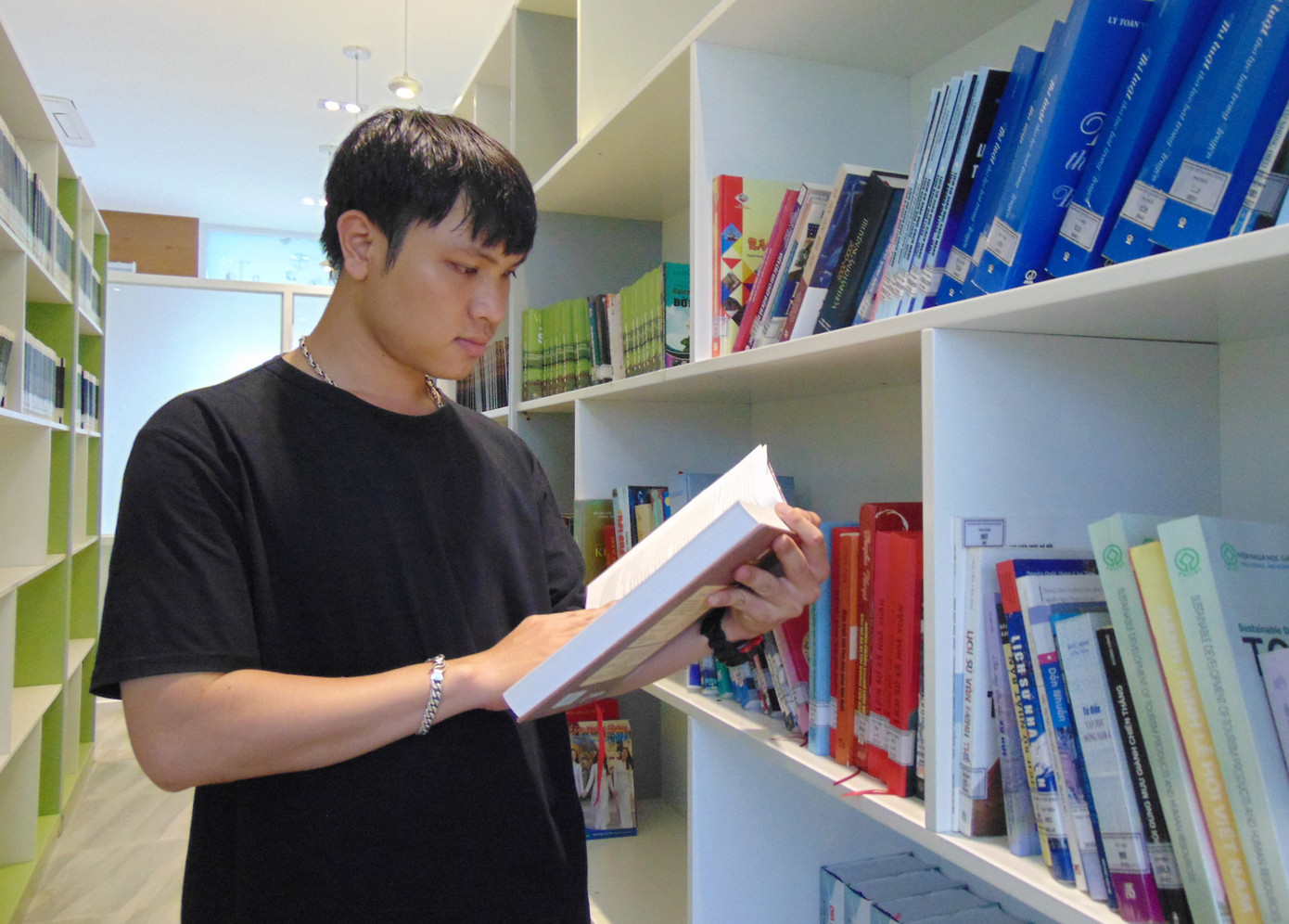 “Đừng bỏ học vì thiếu tiền” ảnh 1