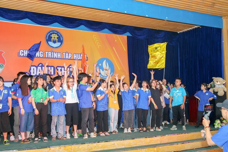 Trường ĐH Văn Hiến: Nâng cao năng lực cho thủ lĩnh sinh viên ảnh 11