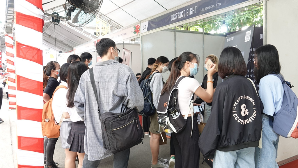 Sôi động “Ngày hội việc làm – Job Fair 2020“ ảnh 11