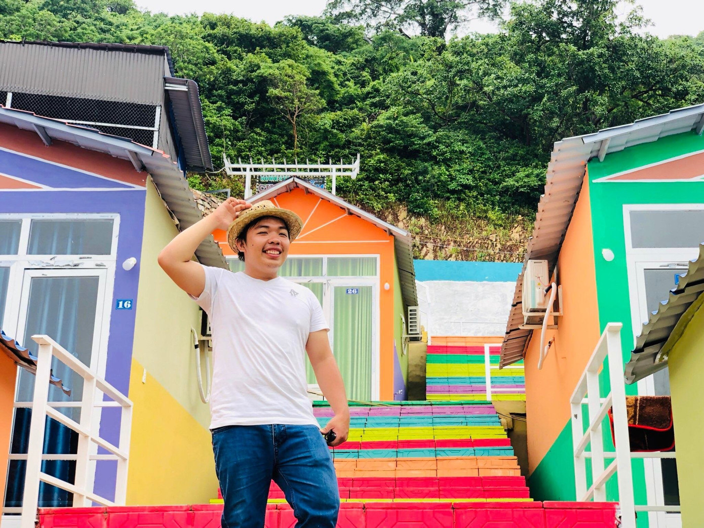 Bộ sưu tập tiền độc đáo của anh chàng sinh viên Sư phạm ảnh 10