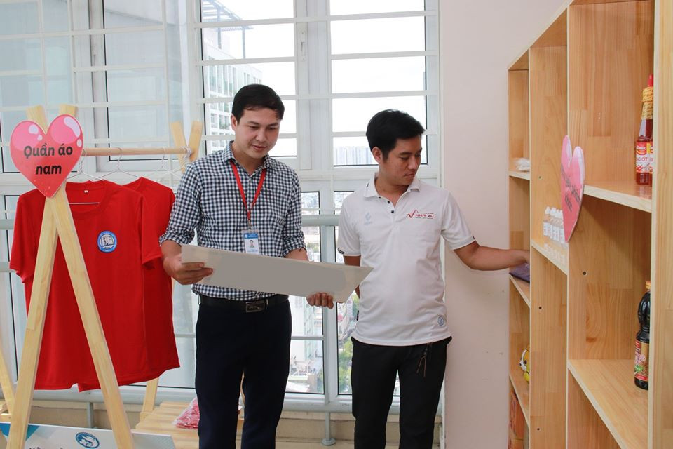 Trường ĐH Y Dược TP. HCM: “Góc chia sẻ” nhu yếu phẩm, giáo trình miễn phí cho sinh viên ảnh 9