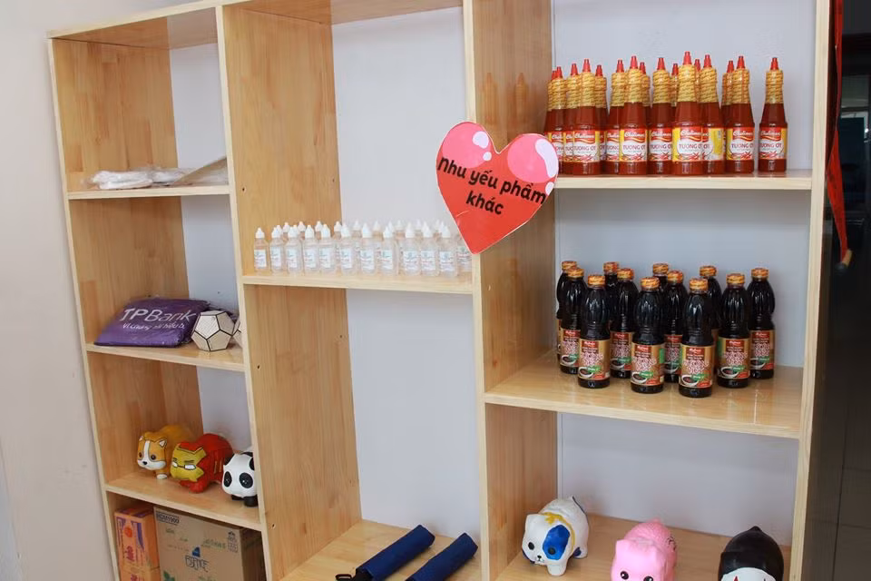Trường ĐH Y Dược TP. HCM: “Góc chia sẻ” nhu yếu phẩm, giáo trình miễn phí cho sinh viên ảnh 7