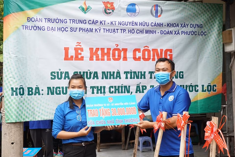 TP. HCM: Chiến sĩ “Mùa Hè Xanh” tham gia xây dựng nông thôn mới ảnh 1