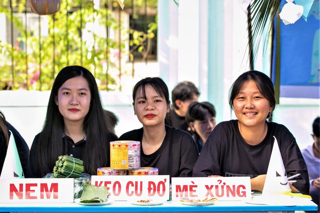 Ấn tượng “Hội chợ du lịch quyên góp từ thiện” ảnh 2