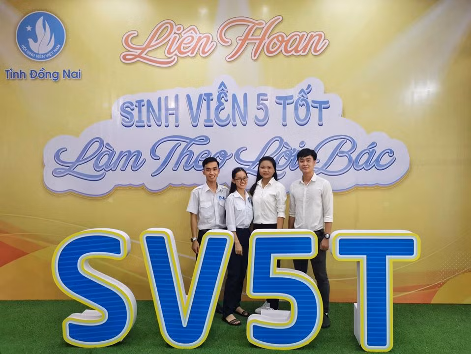 Liên hoan “Sinh viên 5 tốt làm theo lời Bác” tỉnh Đồng Nai ảnh 17