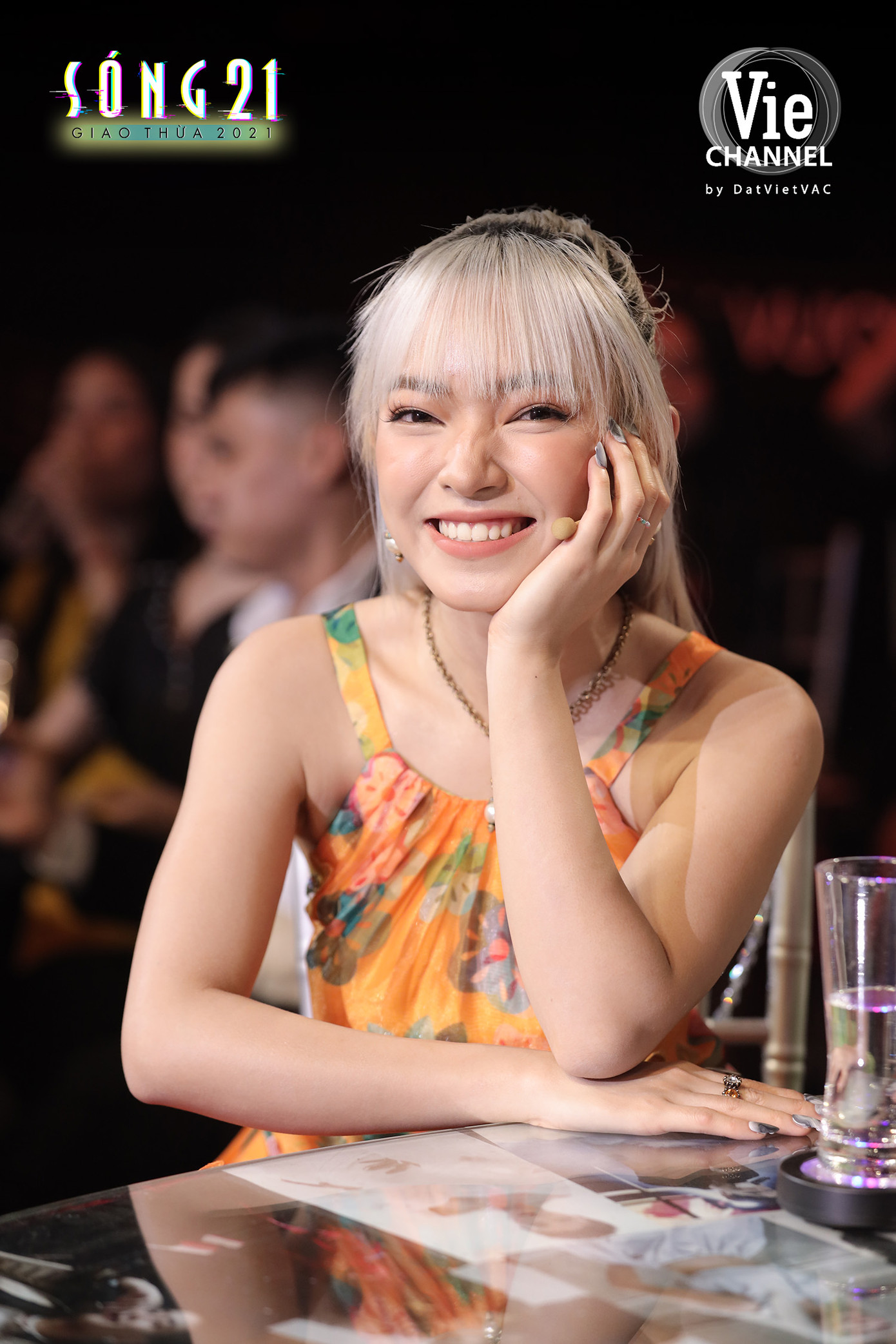 Châu Bùi gia nhập “tứ đại mỹ nhân”, cùng Lan Ngọc quậy tung show Tết ảnh 6