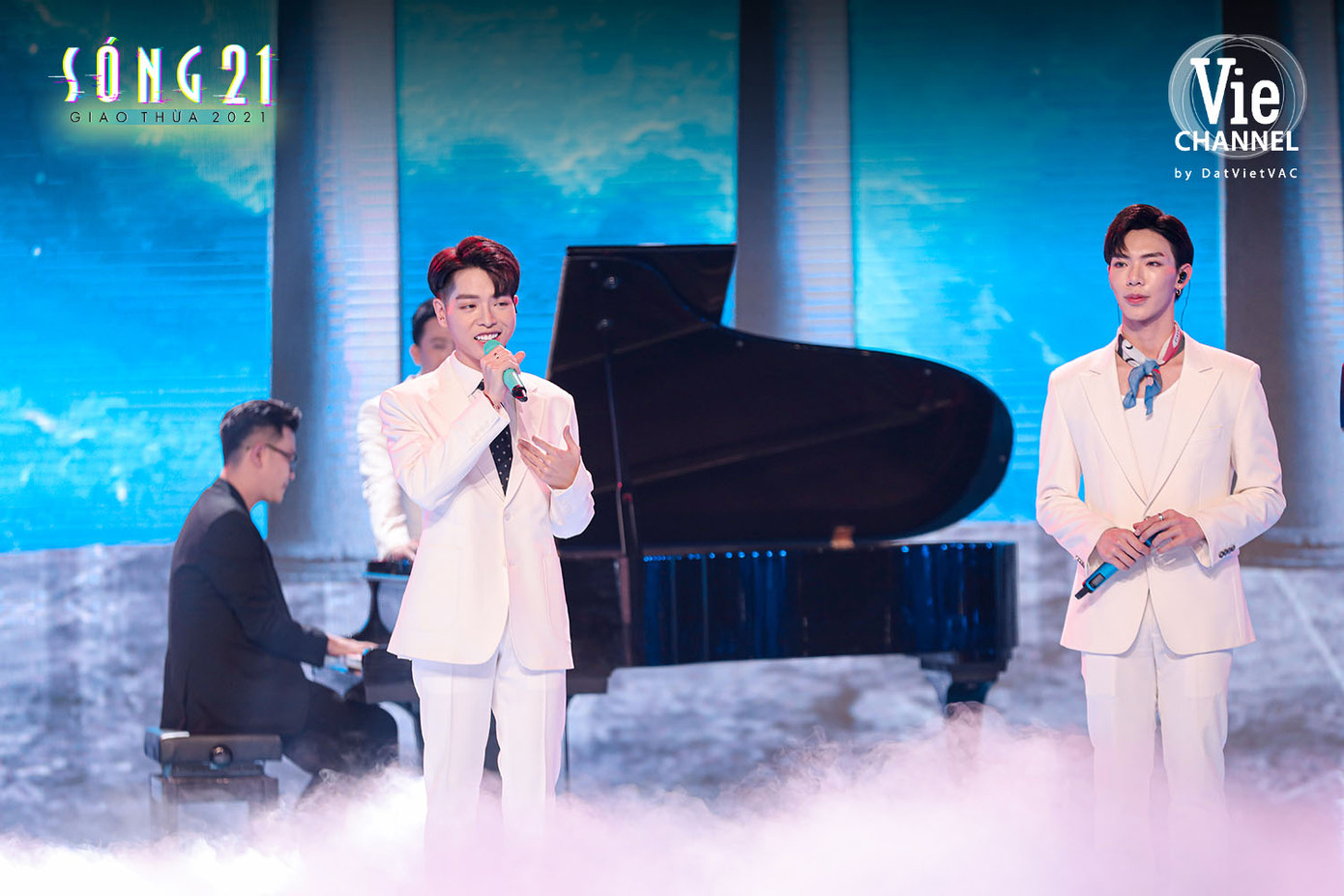  Trấn Thành - Erik - Đức Phúc quyết đem một lúc 3 siêu hit triệu view ra mashup trong đêm Giao thừa ảnh 7