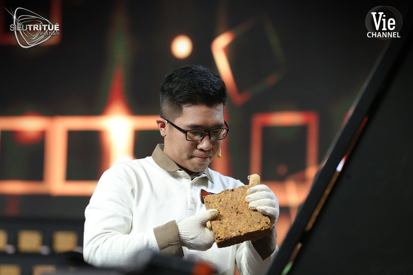 Họa sĩ 3D Thái Tân bất ngờ bại trận trước cao thủ Đức Giang trong “ma trận thị giác“ ảnh 8