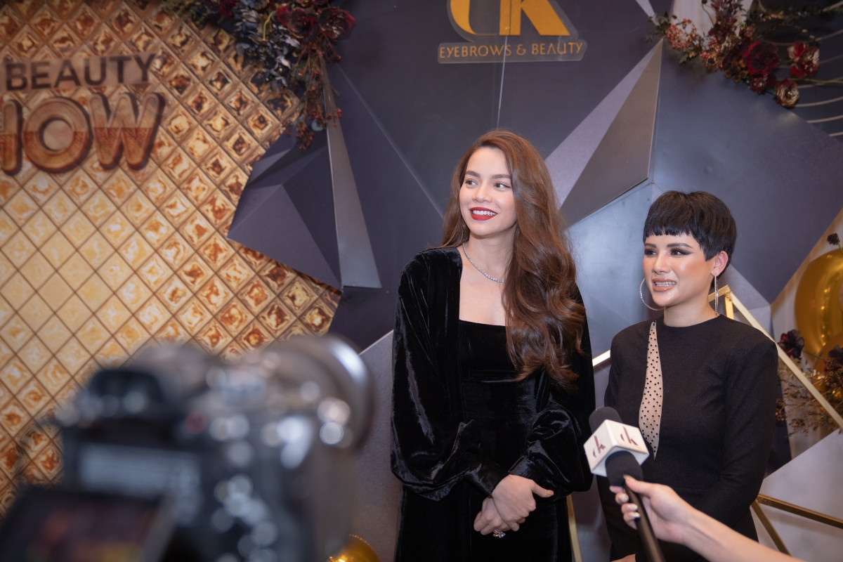 Hồ Ngọc Hà khoe đường cong nóng bỏng, chứng minh sức hút của “mẹ bỉm sữa“ ảnh 7