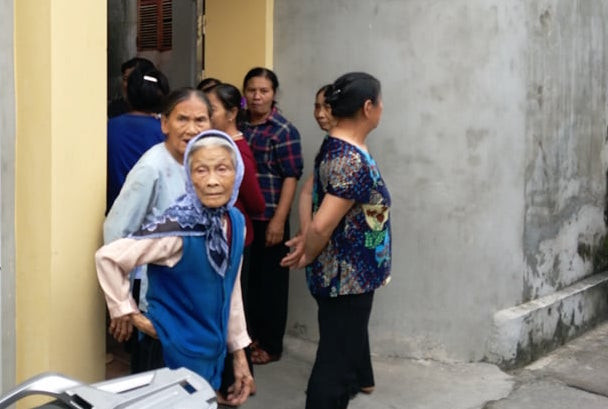 Bố nữ sinh bị sát hại phi tang xuống sông đau xót kể lại giây phút gặp con lần cuối ảnh 1