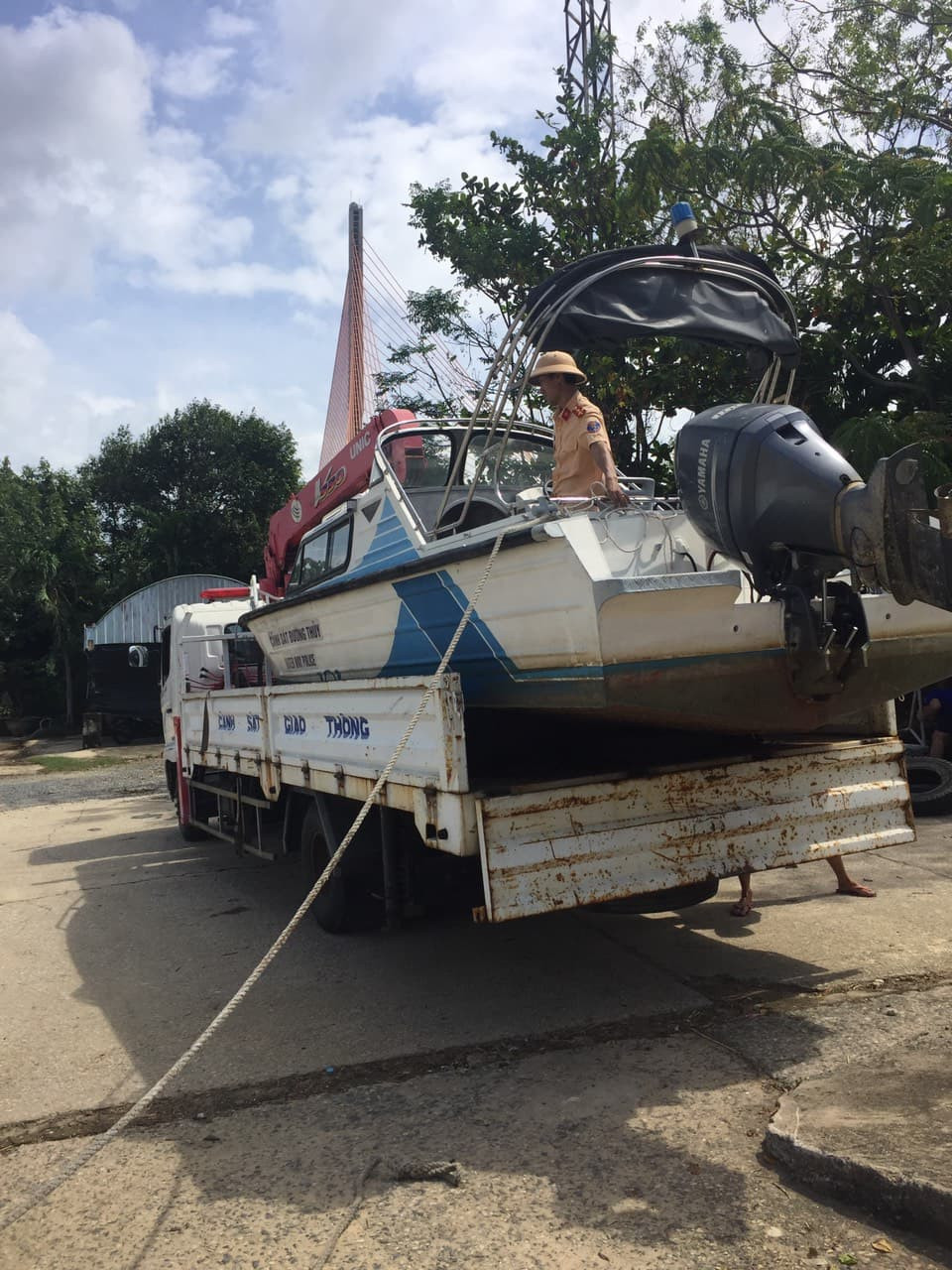 Thứ trưởng Bộ Công an chỉ đạo phòng chống bão lũ tại miền Trung ảnh 5