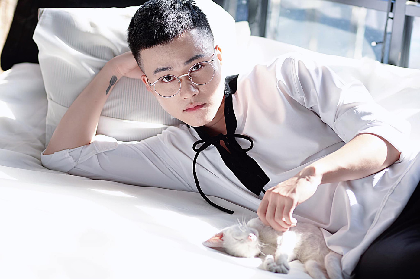 Sau khi 'Tiễn Covid', tác giả 'Ông bà anh' mong sớm được kết hôn đồng giới ảnh 2