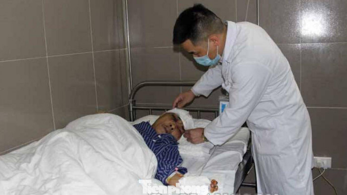 Nghi phạm chém 4 người bị bắt sau 16 ngày trốn trên rừng ảnh 1