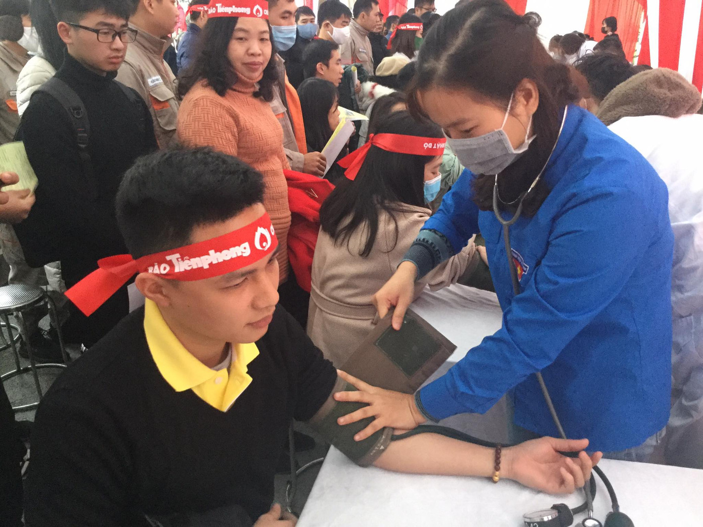 Tưng bừng Chủ nhật Đỏ tại trường đại học Trà Vinh ảnh 20