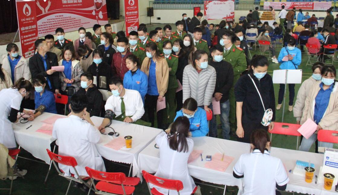 Sôi động Chủ nhật Đỏ lần thứ XIII tại Sóc Trăng ảnh 13 Sôi động Chủ nhật Đỏ lần thứ XIII tại Sóc Trăng ảnh 13