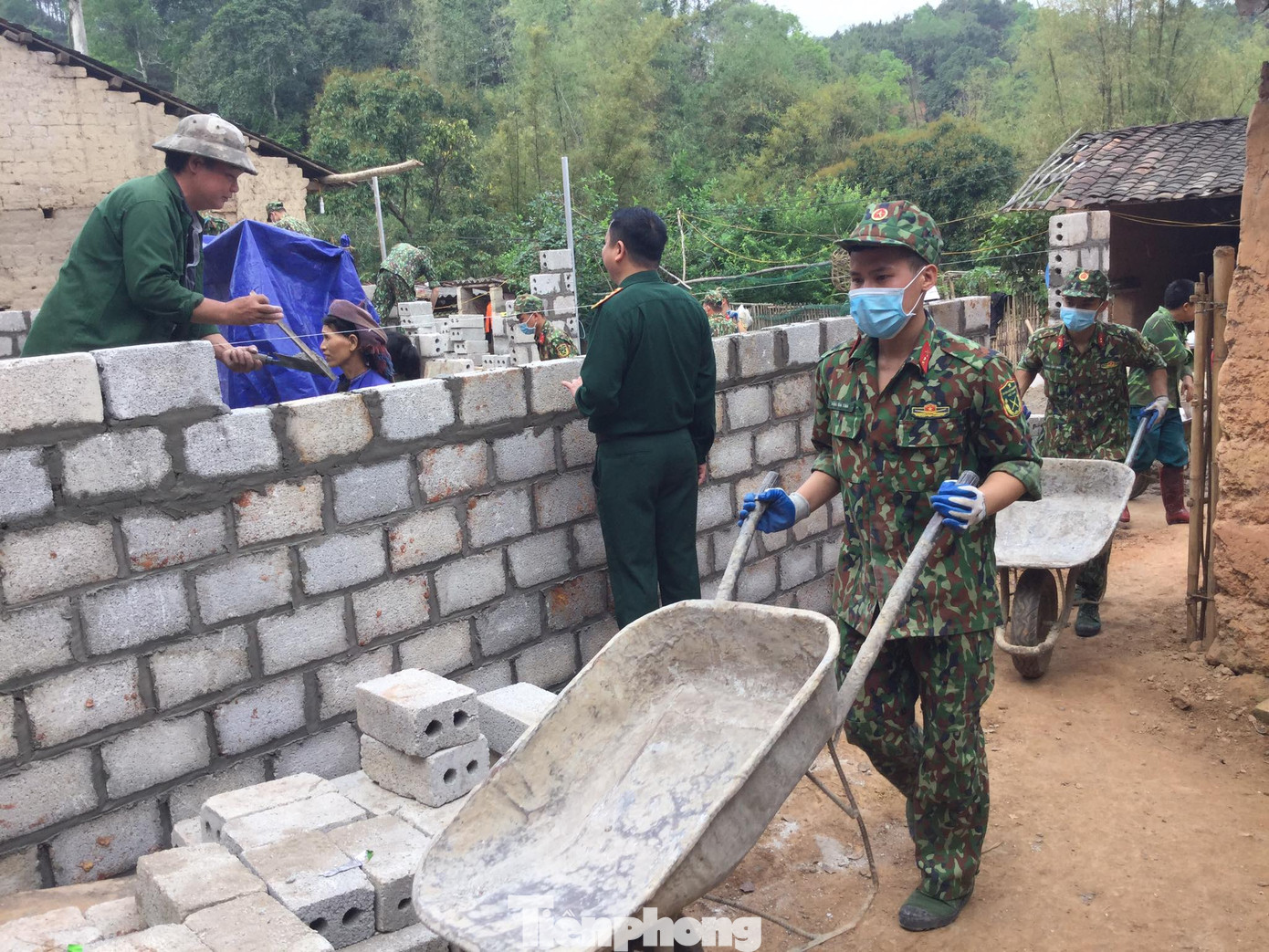 Đoàn viên, thanh niên Lạng Sơn chung tay xây dựng nhà nhân ái ảnh 1