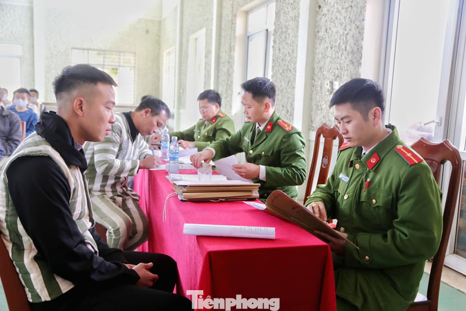 Nhiều phạm nhân ở Lạng Sơn được giảm án trong dịp tết nguyên đán ảnh 1