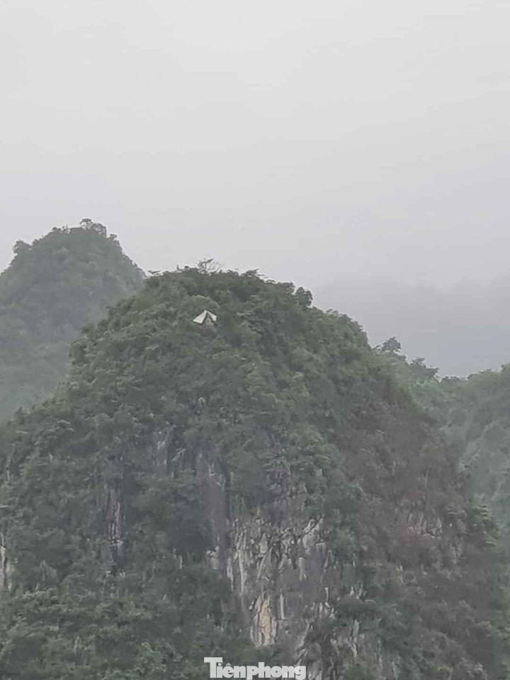 Lạng Sơn: Xử lý đối tượng tự ý dựng tượng phật trên đỉnh núi ảnh 1