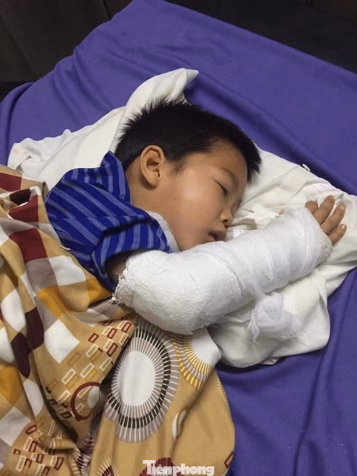 Hỗ trợ gia đình cháu bé 8 tuổi tai nạn thương tâm ở Lạng Sơn ảnh 1