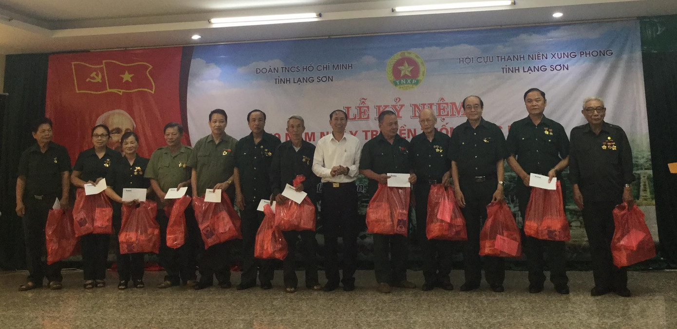 Những 'bóng hồng' thanh niên xung phong xây dựng và bảo vệ Tổ quốc ảnh 12