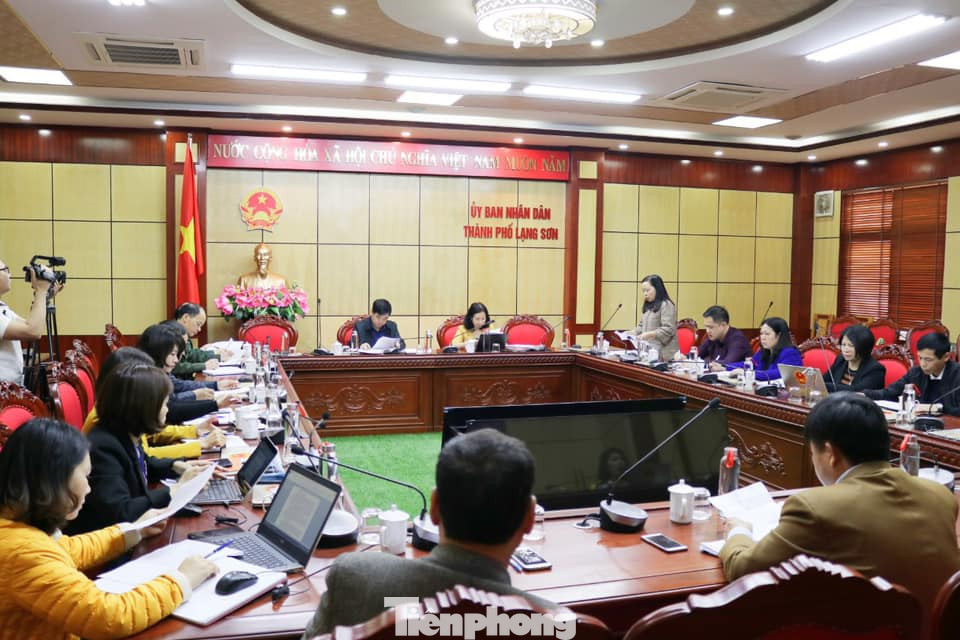 Lạng Sơn: Cách ly 7 người ‘dính líu’ với ca thứ 17 mắc Covid-19 ảnh 1