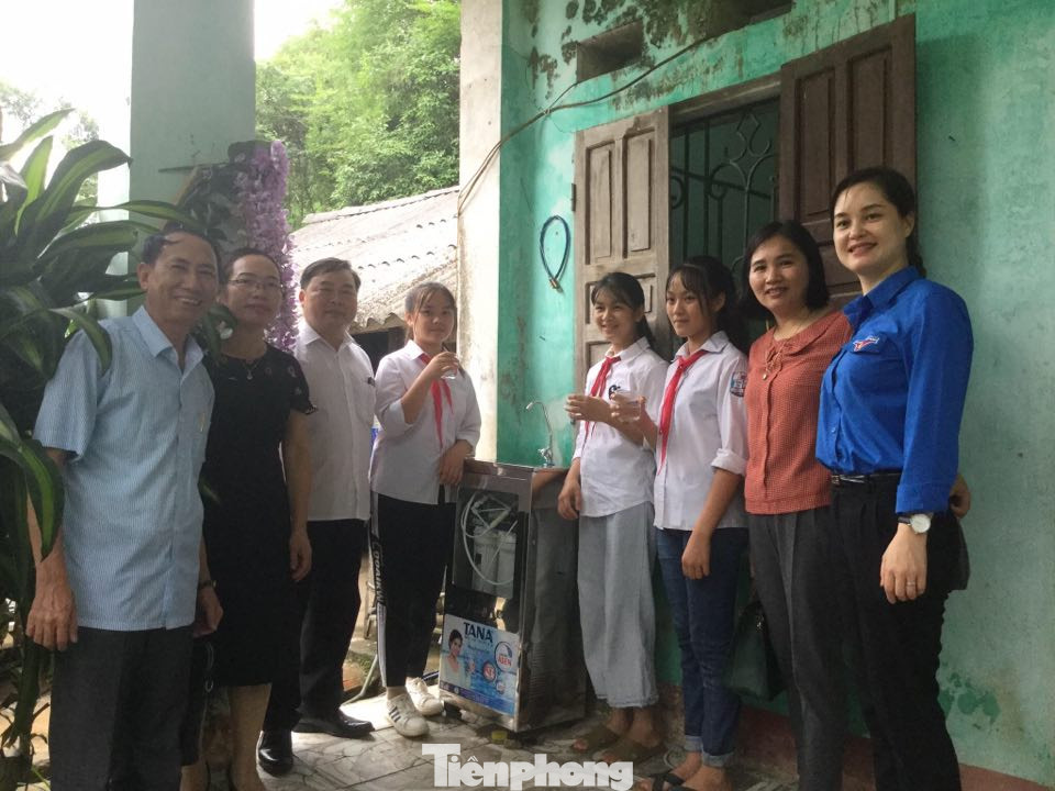 Mang nước sạch về cho trẻ em Lạng Sơn ảnh 1