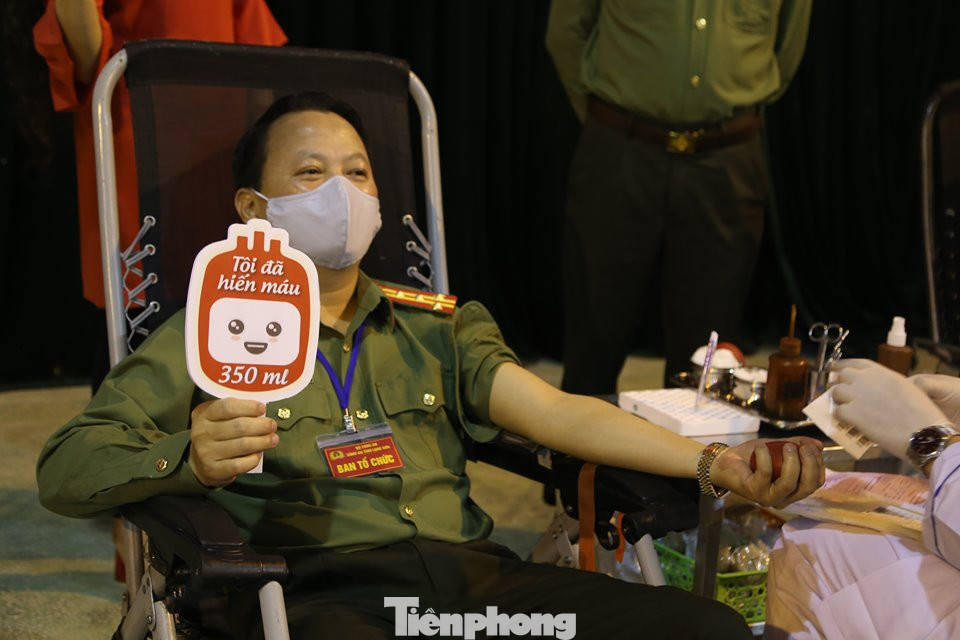 Hiến máu tình nguyện nơi biên ải ảnh 5