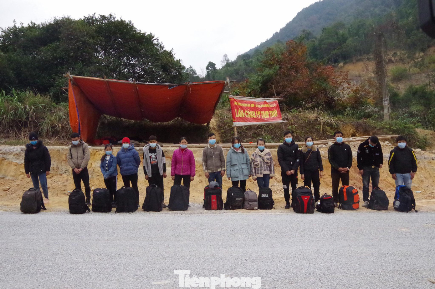 Liên tiếp bắt giữ người nhập cảnh trái phép qua biên giới Lạng Sơn ảnh 1