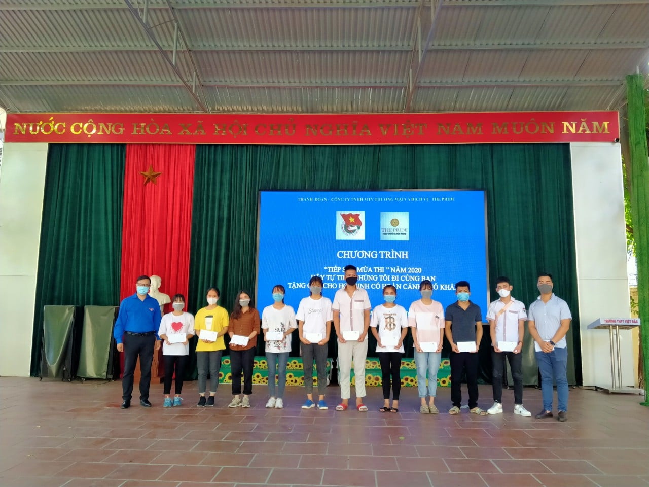 Cập nhật đề, đáp án thi tốt nghiệp THPT sáng nay ảnh 51