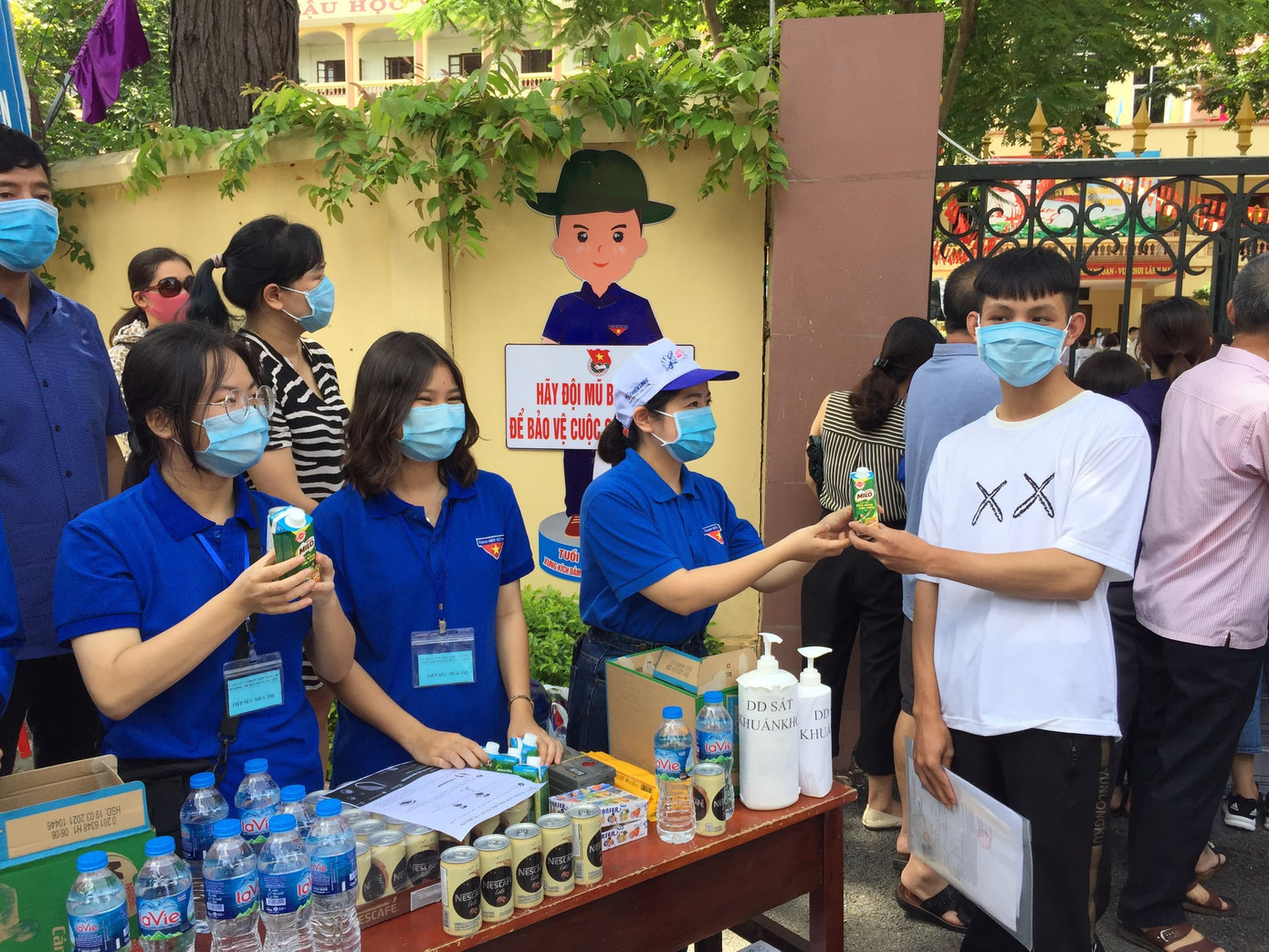 Cập nhật đề, đáp án thi tốt nghiệp THPT sáng nay ảnh 50