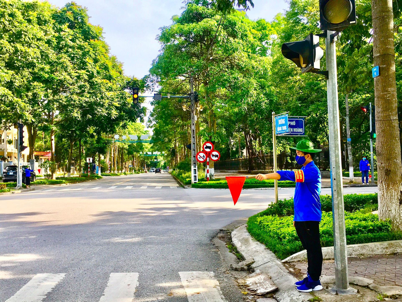 Cập nhật đề, đáp án thi tốt nghiệp THPT sáng nay ảnh 48