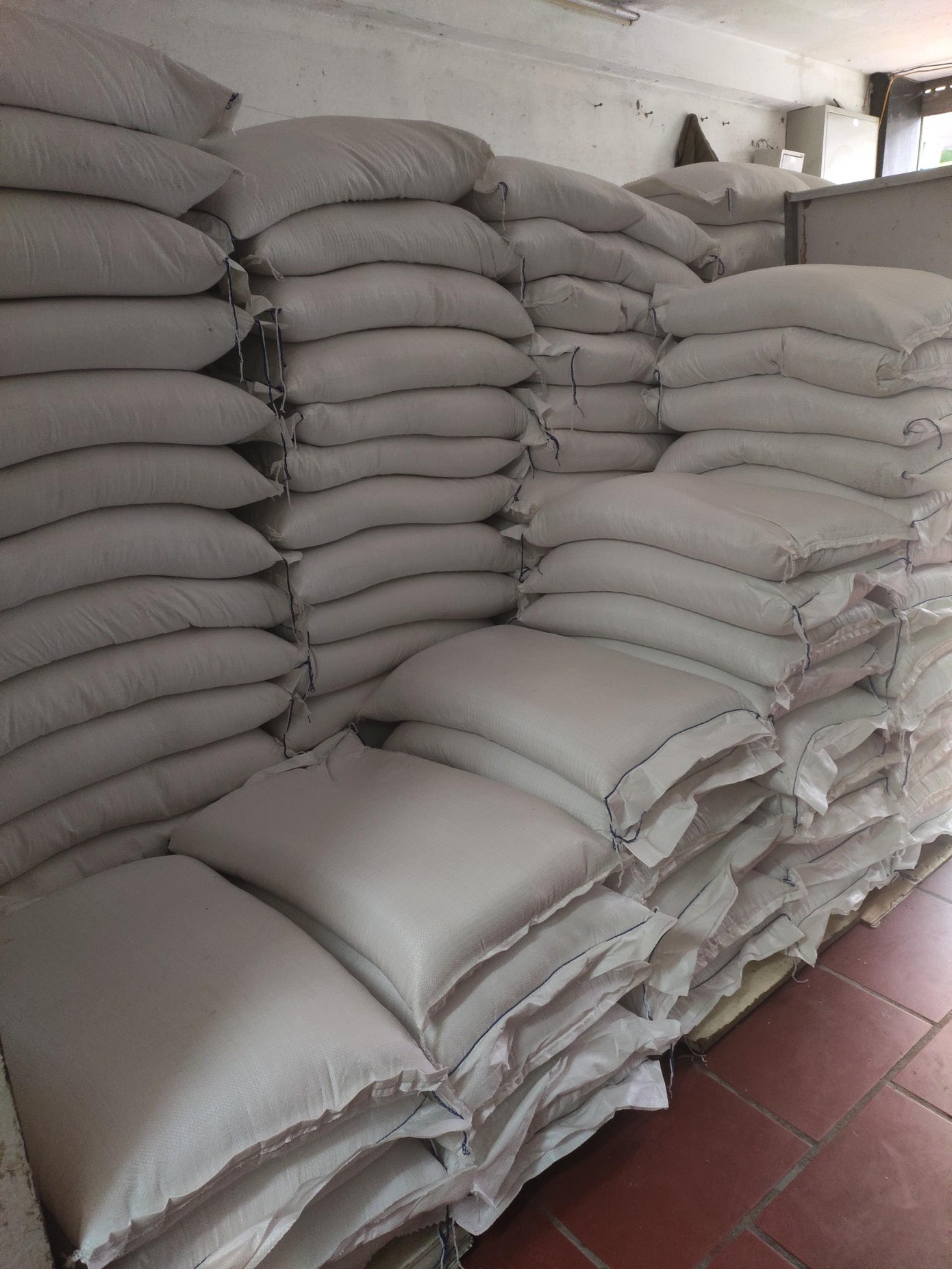 Phát miễn phí 30 tấn gạo và 30.000 quả trứng hỗ trợ người dân khó khăn do dịch COVID-19 ảnh 1