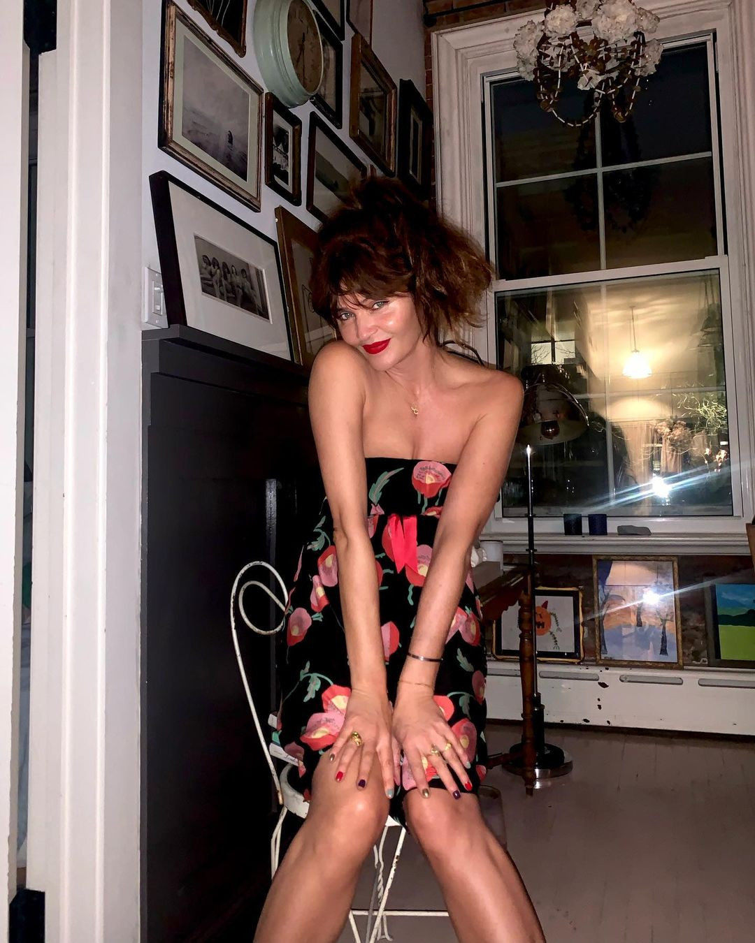 Hoa hậu Hoàn vũ Đan Mạch trẻ đẹp ngây ngất ở tuổi ngũ tuần ảnh 7